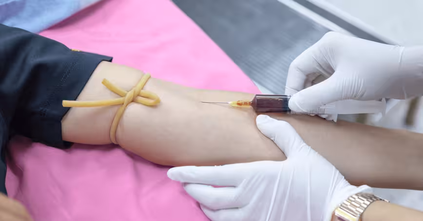 New microscopic robots could one day be injected into human bodies