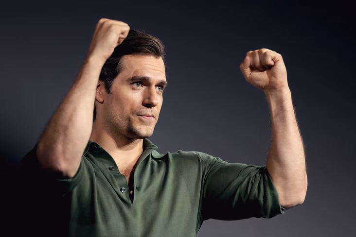 Cavill says he was previously rejected for the role of Bond because he was "too chubby."