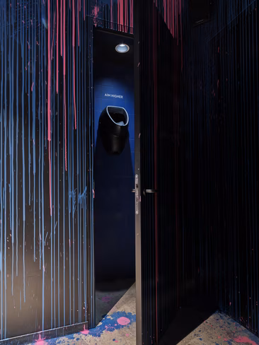 lynk & co, car, location, showroom