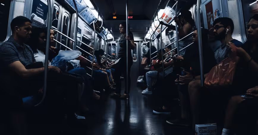 Moscow cuts off-peak metro tickets pricing by 50% to promote social distancing