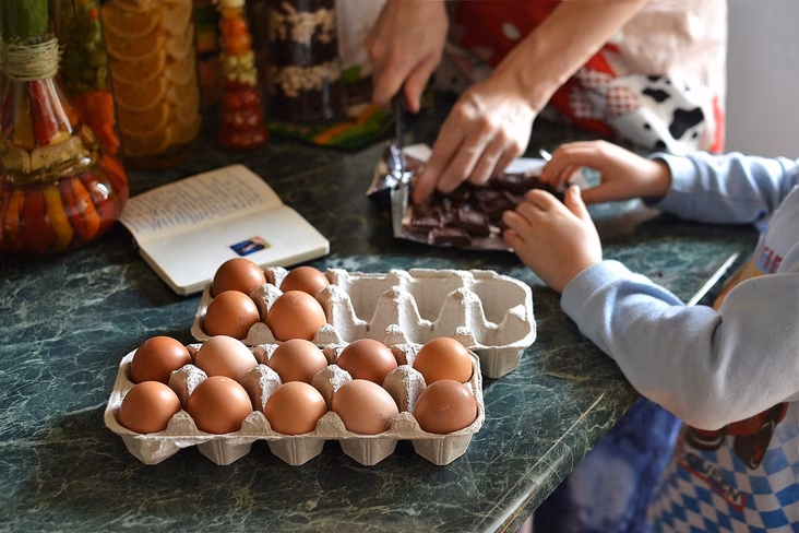 Cooking is one alternative to unhealthy digital habits.