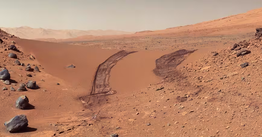 Microbes grown on Mars’ ruddy crust hint at signs of life
