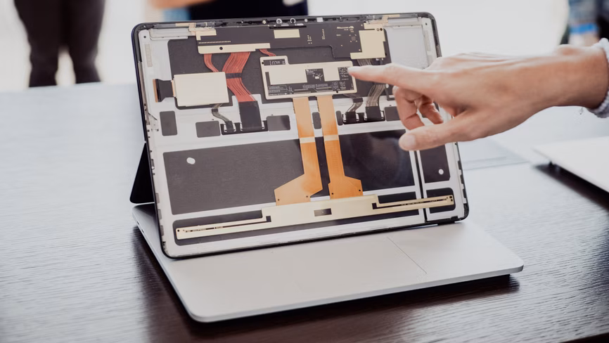 Surface Laptop Studio internals