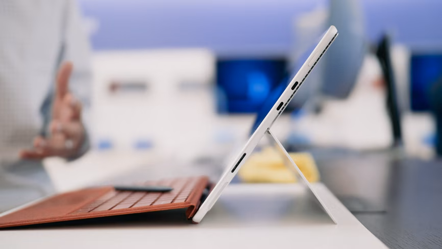 Surface Pro 8