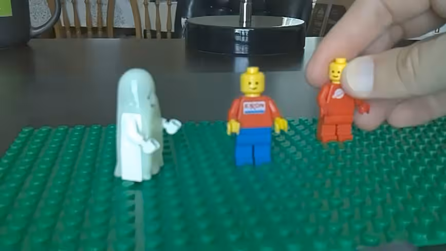 Watch: Nick Bild’s latest AI gadget makes shooting stop-motion videos super easy