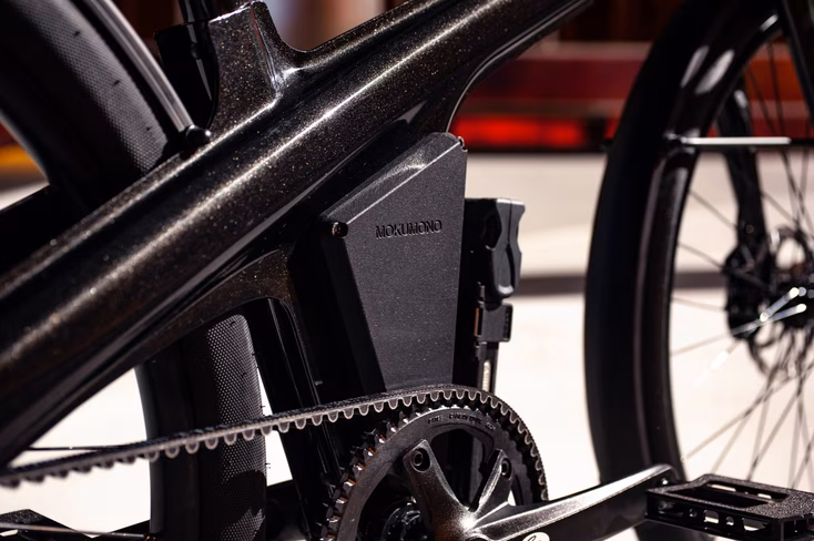 the ebikes comes with a Gates carbon belt drive system