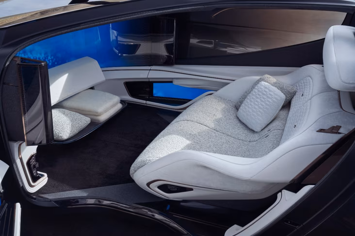Cadillac InnerSpace concept car 