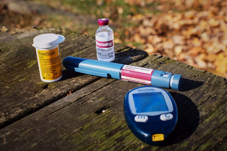 People living with diseases like diabetes can benefit from non-invasive and real-time monitoring.
