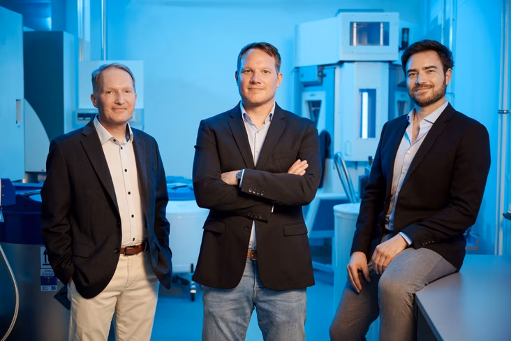 Bluu_MD & Co-F. Simon Fabich, CEO & Co-F. Dr Sebastian Rakers, COO Dr Christian Dammann_frtl_Bluu GmbH_H. Gergen