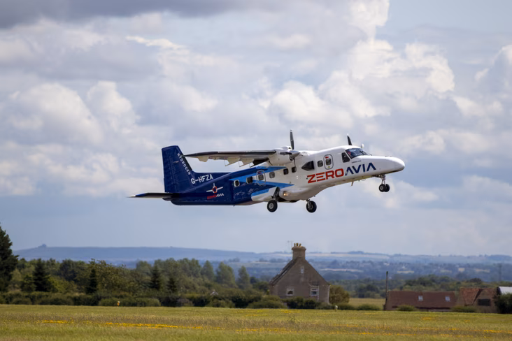 ZeroAvia aircraft takes off during test flight