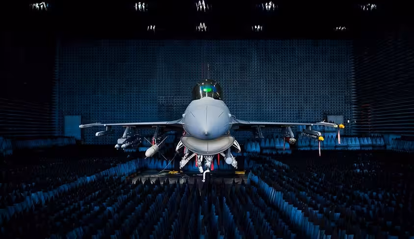 UK ‘silent hangar’ to battle-ready aircraft, vehicles amid Russian GPS assault