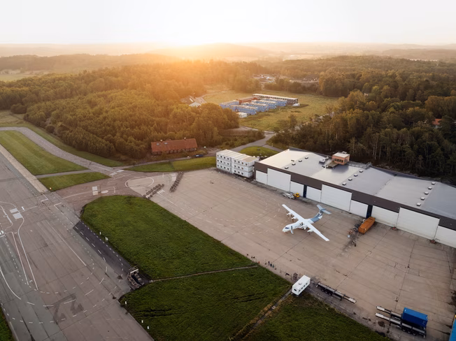 Heart-Aerospace-unveils-flyable-30-seater-electric-airplane-prototype-hangar