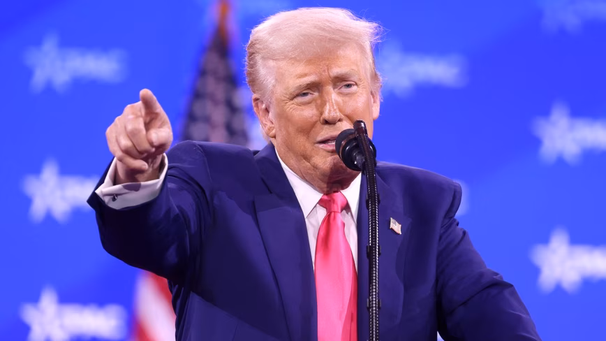 Трамп заявил в ООН, что искусственный интеллект теперь стал «суперинтеллектом»