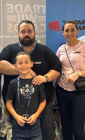 Live seller Andrew — aka Tubmanbreaks — and his family