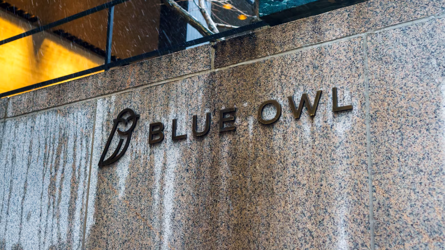Stack компании Blue Owl стремится привлечь кредит на сумму $5,9 млрд на фоне долгового буэна в сфере дата-центров ИИ