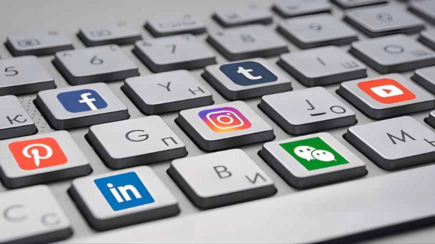 Четыре семьи заявляют, что их дети погибли после того, как Big Tech пообещала устранить угрозу