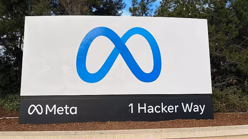 Former Meta engineer probed over 30,000 private Facebook photos