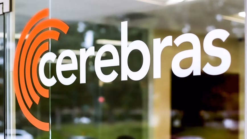 Cerebras представляет CS-4 — свою первую многокристальную систему, хотя сам процессор внутри не нов