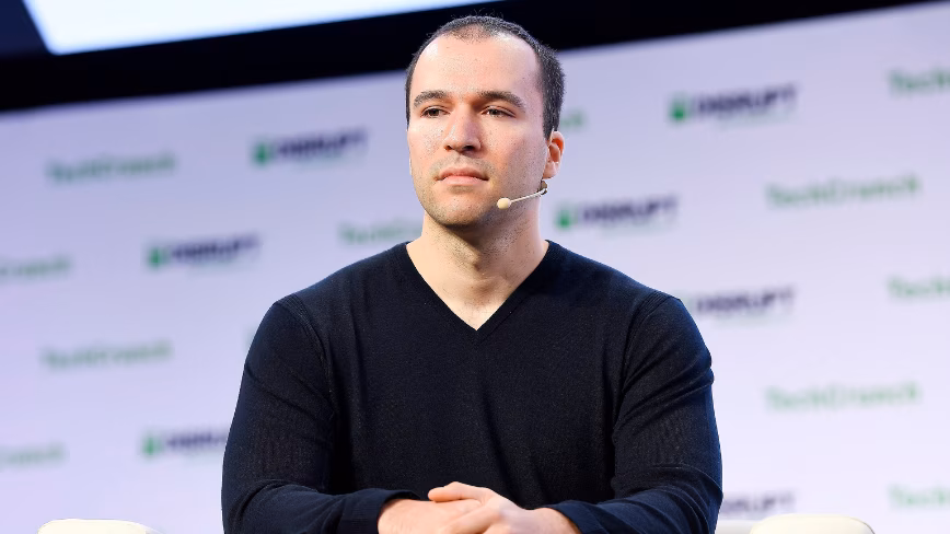 OpenAI создает «семейство устройств», подтверждает Грег Брокман