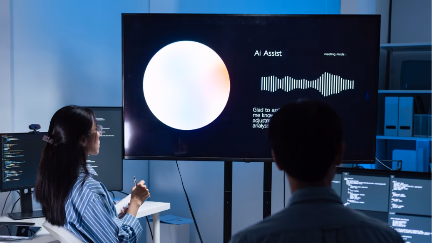AI nel marketing: il divario tra adozione aziendale e fiducia dei consumatori