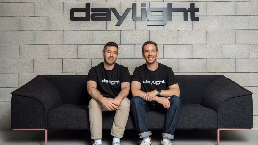 Daylight estende la protezione MDR a Claude Enterprise: nuove sfide per la sicurezza AI