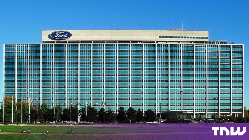 Министр транспорта США потребовал от Ford разорвать связи с Китаем, включая проект в Валенсии