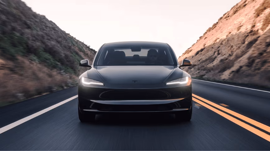 Tesla отзывает 20 349 автомобилей после того, как NHTSA отклонила ее защиту фар