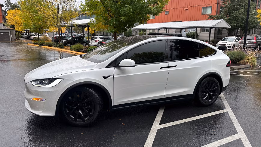 Tesla has 42 robotaxis in Texas. Waymo has 577. The gap is now public record.