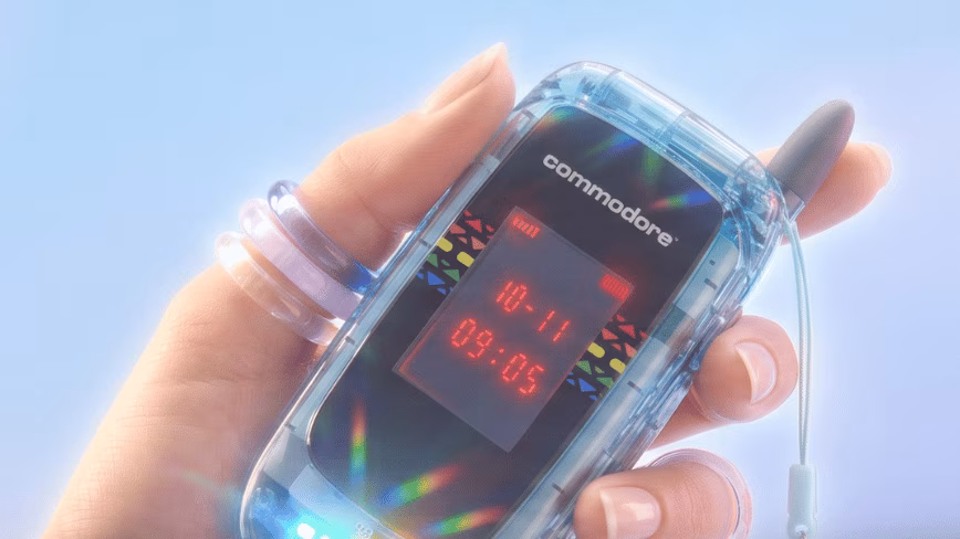 Commodore’s comeback flip phone runs your apps but bans the doomscroll