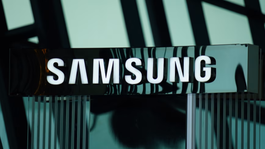 Председатель совета директоров Samsung Ли Чжэ Ён выкупит у матери акции на сумму 1,4 млрд долларов в октябре