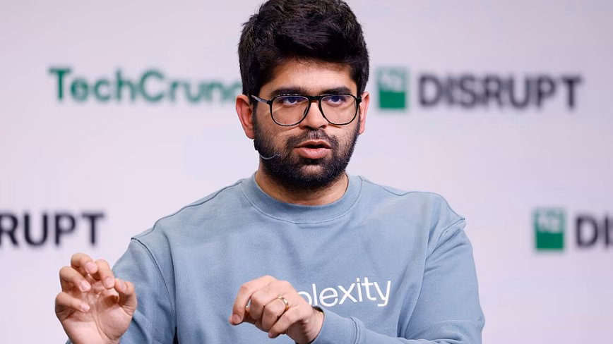 Perplexity is sticking with a 2028 IPO while OpenAI and Anthropic race to list this year