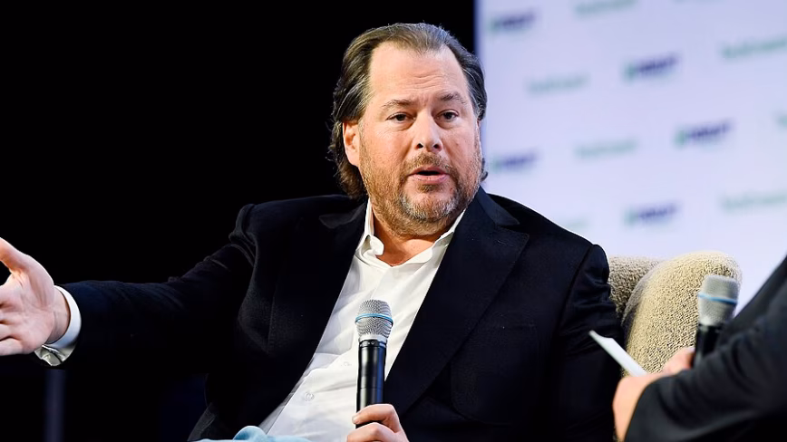 Salesforce employees are confused about why the company is promoting a competitor inside Slack