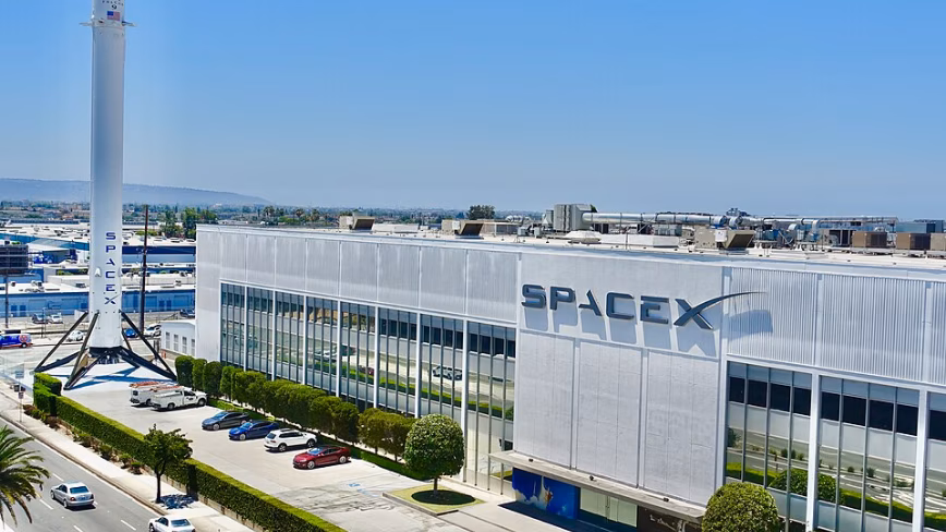 BlackRock ordered $5 billion in SpaceX shares as IPO demand hit $250 billion, nearly 4x oversubscribed