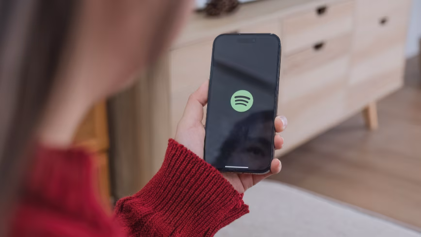 Прогноз прибыли Spotify на третий квартал оказался ниже ожиданий на фоне замедления роста числа пользователей