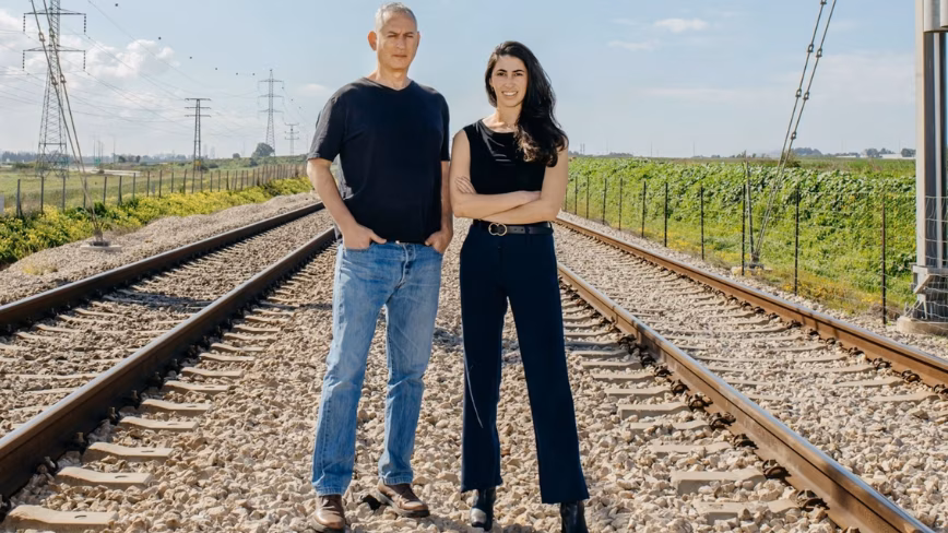 Beyond wires and batteries: Voltify’s new model for freight rail electrification