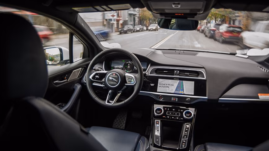 NHTSA demands autonomous vehicle companies fix first responder interference by end of July