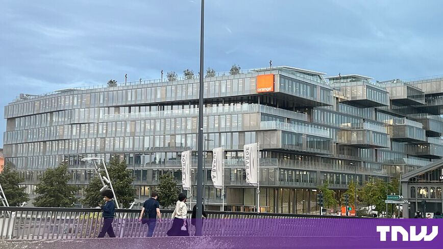 Orange строит во Франции бизнес центров обработки данных на 3 млрд евро при финансовой поддержке из Новой Зеландии