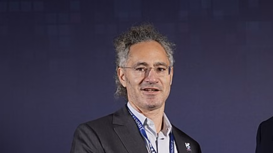 Palantir’s CEO predicts AI will make him 20x richer while middle-class workers get modest raises