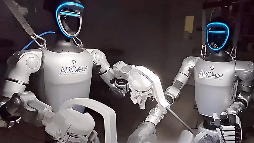 Humanoid robots just removed organs from live animals for the first time