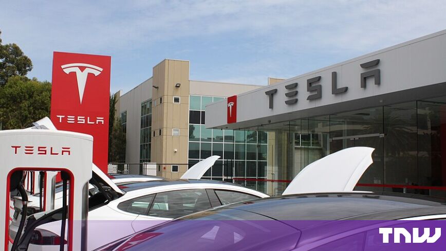 Новые «аккордеонные» суперзарядки Tesla объединяют восемь стоек в одной поставке