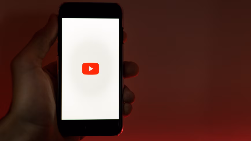 Режим картинка в картинке на YouTube сломался на Android и iOS. Google заявляет, что ведет расследование.