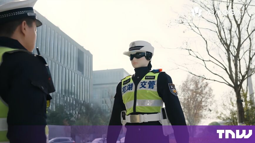 China’s robot traffic police can do almost everything except stop you