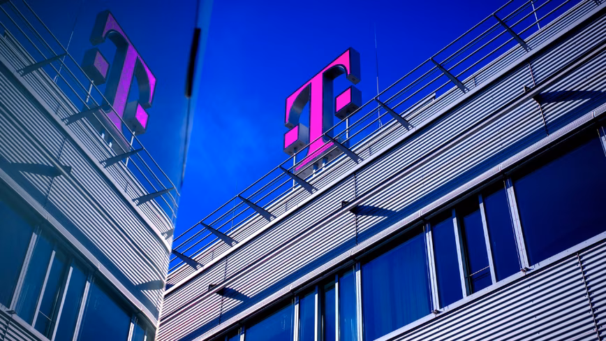 Deutsche Telekom buys Macquarie’s Polish fibre and TV assets in a €1bn bet on convergence