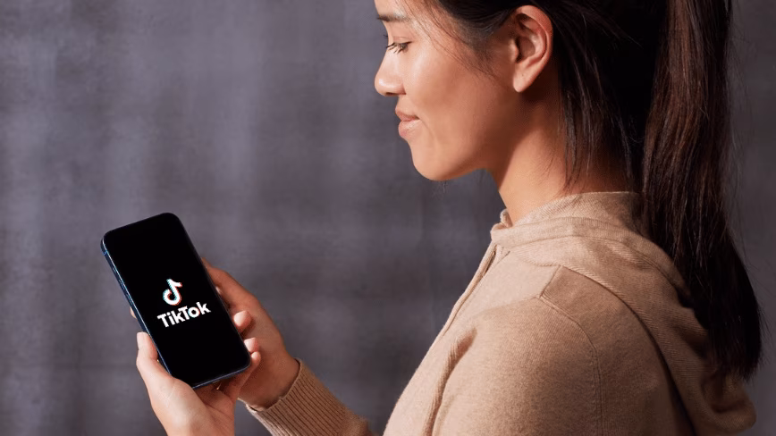 TikTok is building a way to send money inside DMs