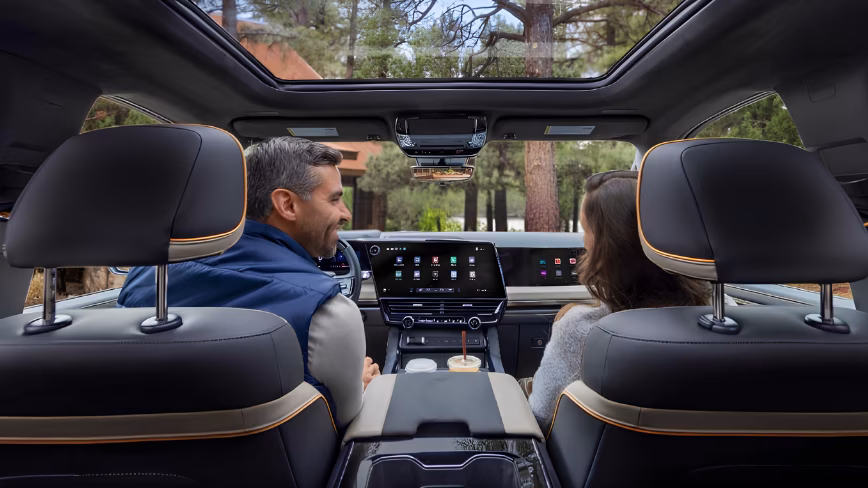 Новый интерфейс GM для пикапов выделяет CarPlay собственное окно