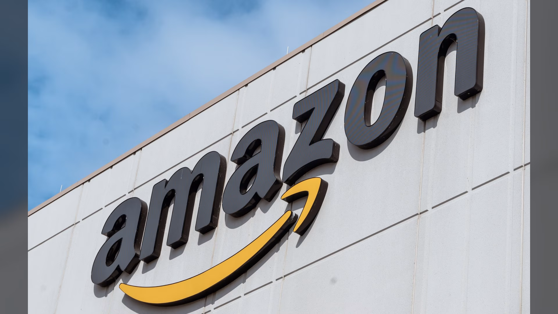 Amazon пообещала к 2030 году предоставить молодёжи в Великобритании 30 000 рабочих мест начального уровня