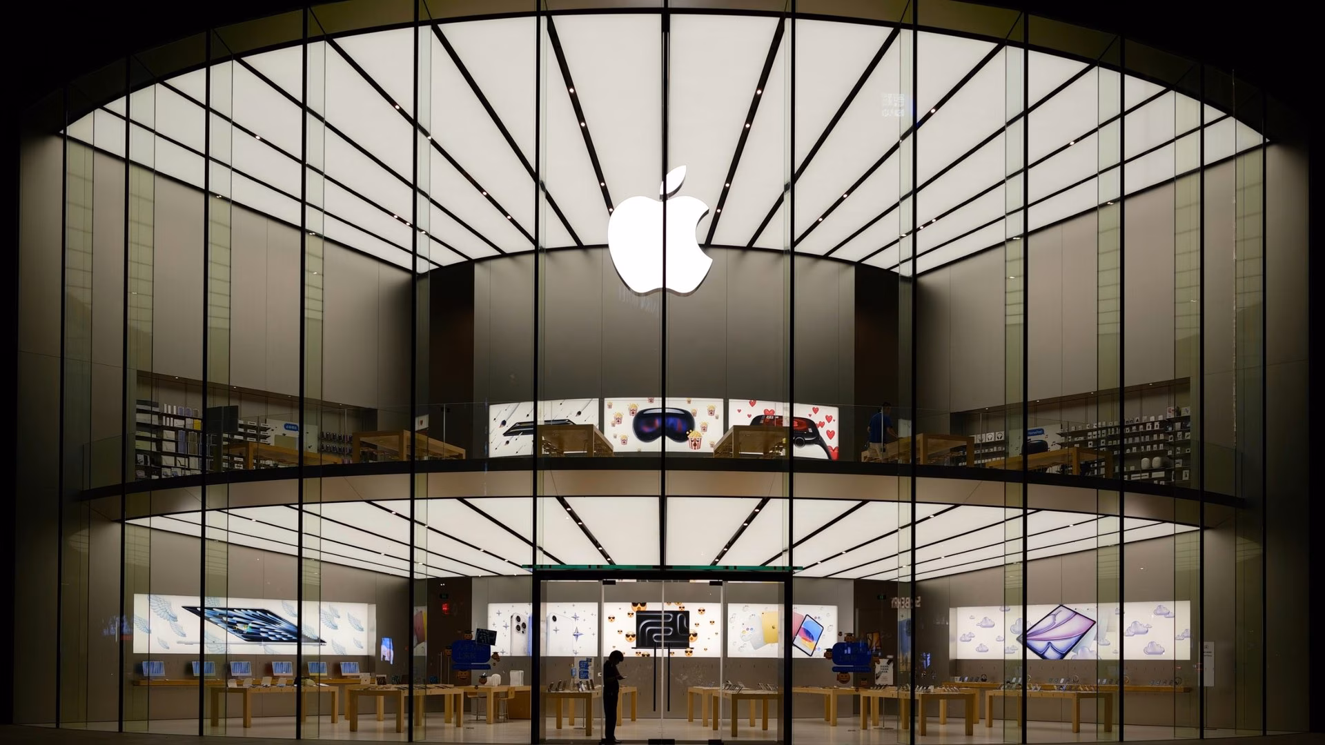 Apple puts its M6 chip in a new iMac and entry-level MacBook Pro