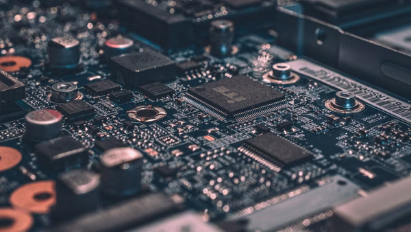Malaysia seizes $12.1M of AI chips at Kuala Lumpur airport