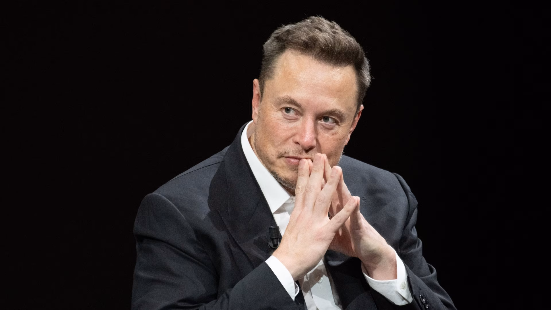 Илон Маск заявил, что SpaceX привлекла 40 млрд долларов в виде долга на покупку ИИ-чипов