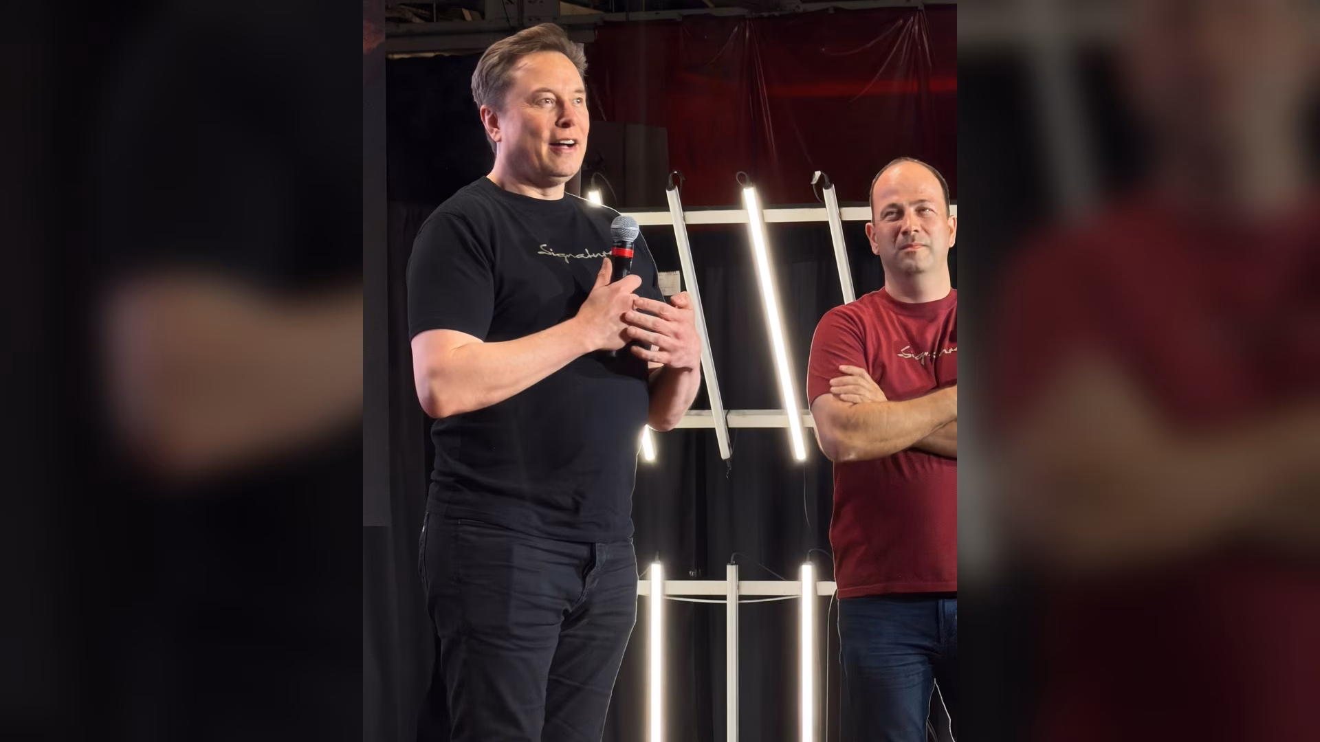 Маск говорит, что обучать роботов Optimus от Tesla — всё равно что растить малыша